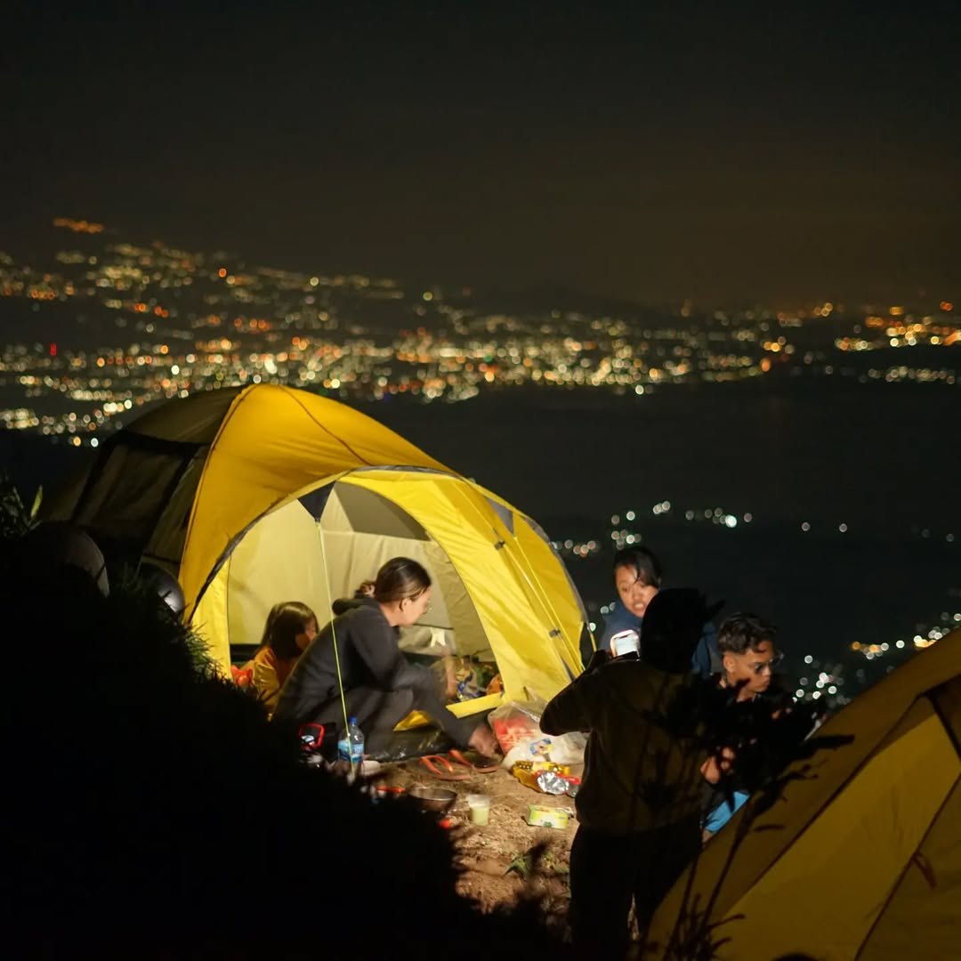 kalau kalian lebih suka pergi ke fisioterapi atau camping untuk meredakan stress pict by - @potrascape.film #gununggajahtelomoyo #gajahcamp(1)